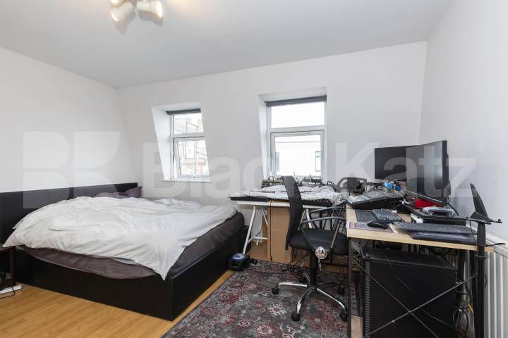 Located minutes to Stoke Newington overground and all local amenities  Windus Road, Stoke Newington